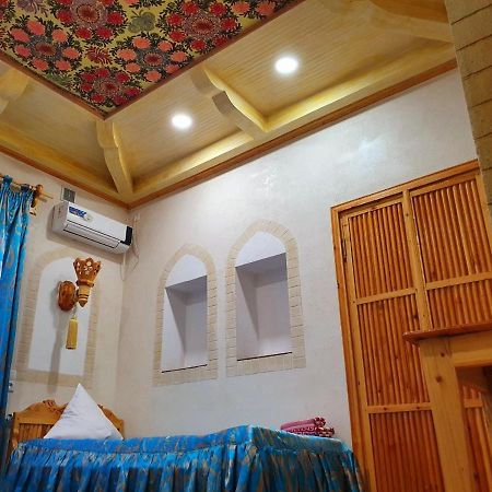 Zukhro Boutique Hotel Khiva ภายนอก รูปภาพ