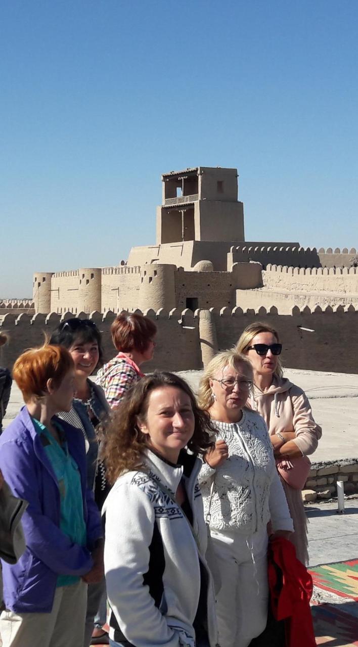 Zukhro Boutique Hotel Khiva ภายนอก รูปภาพ